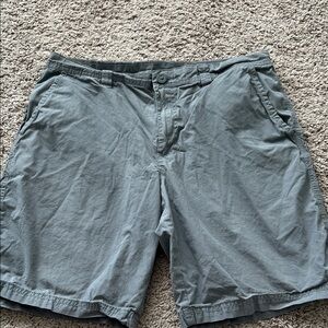 Columbia Men’s Grey Shorts